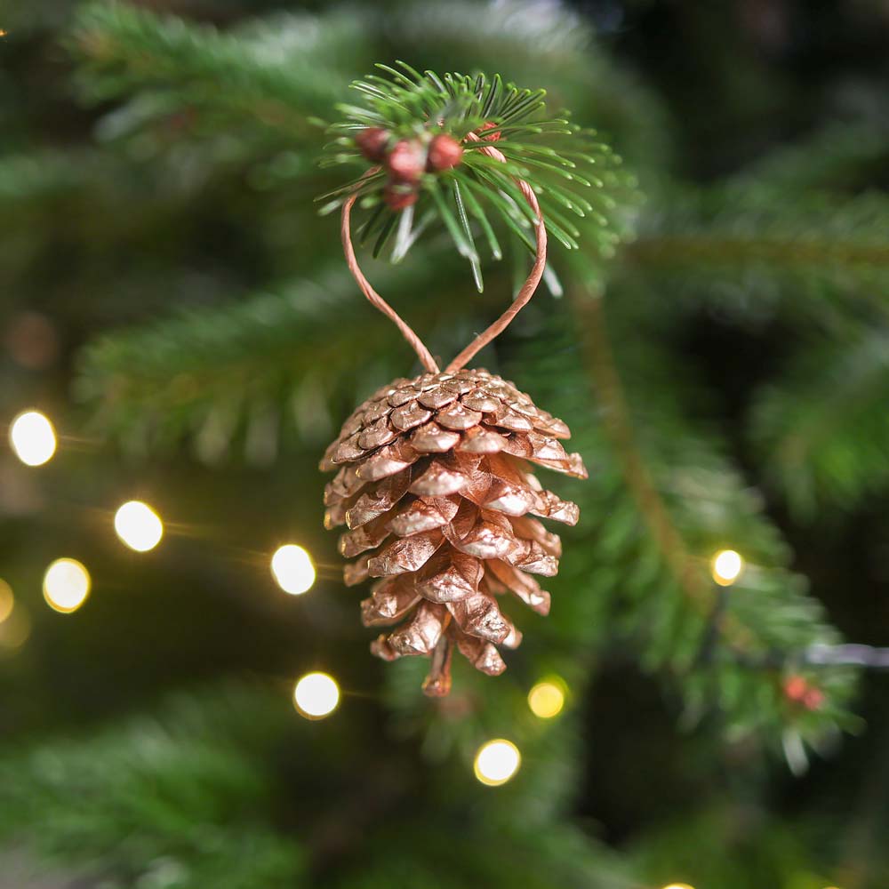Zapfenschmuck Gold